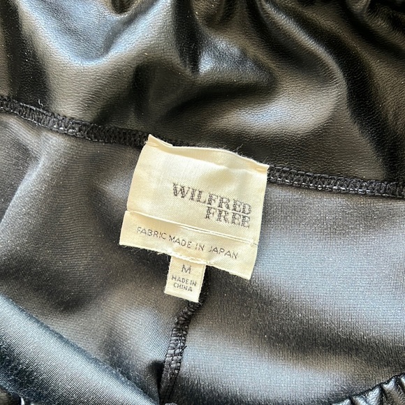 Wilfred FREE Diara Vegan Leggings Medium - Picture 6 of 10